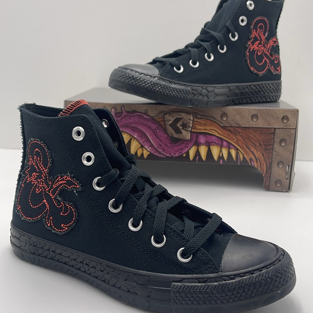 Converse WMNS Black and Red High-Top Sneakers A09886C
CTAS HI
BLACK/RED/WHITE - Picture 14 of 16